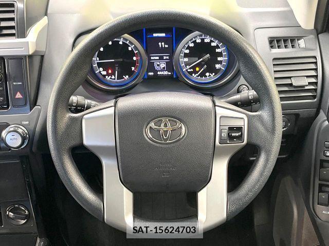 Toyota LAND CRUISER PRADO 2016-07 7617480-10