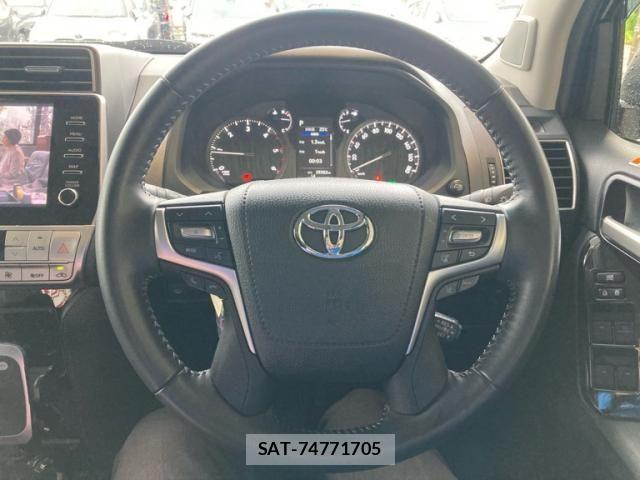 Toyota LAND CRUISER PRADO 2023-04 7617457-15