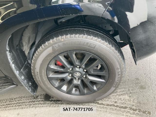 Toyota LAND CRUISER PRADO 2023-04 7617457-3