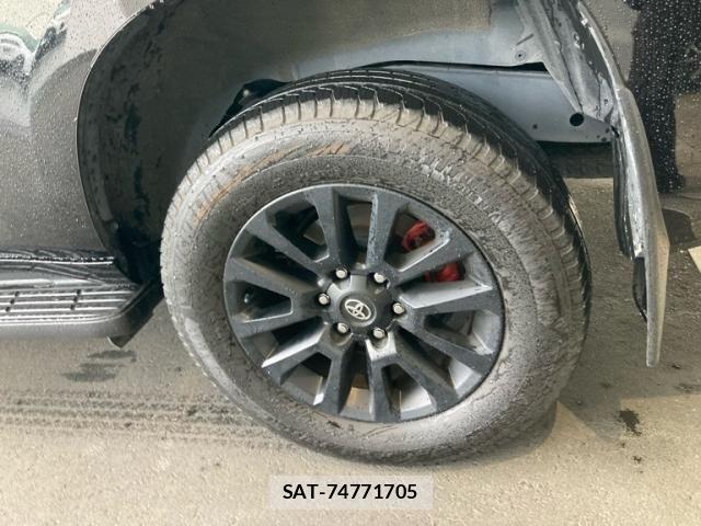 Toyota LAND CRUISER PRADO 2023-04 7617457-5