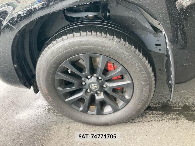 Toyota LAND CRUISER PRADO 2023-04 7617457-6
