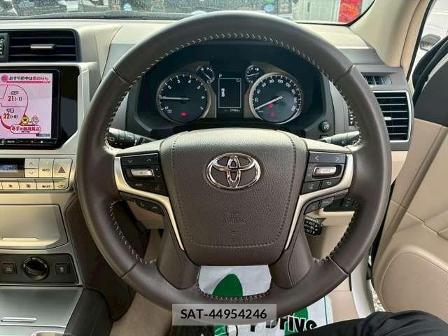 Toyota LAND CRUISER PRADO 2022-09 7617462-11