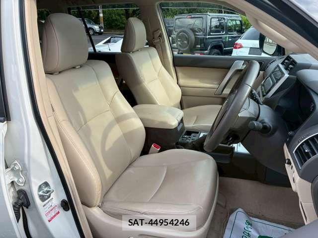 Toyota LAND CRUISER PRADO 2022-09 7617462-3
