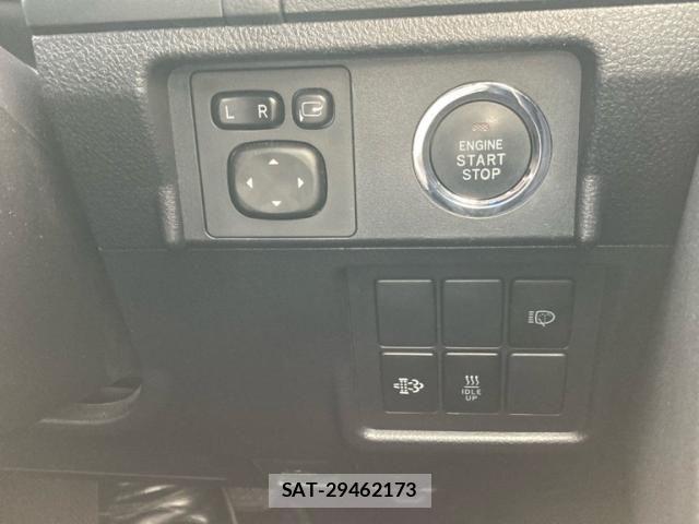Toyota LAND CRUISER PRADO 2017-06 7617482-22