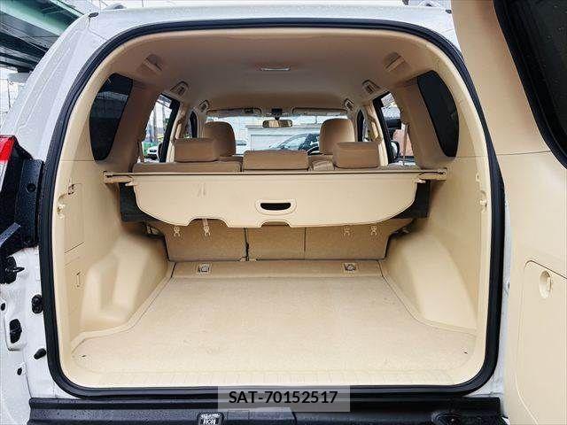 Toyota LAND CRUISER PRADO 2017-05 7724859-10
