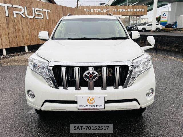 Toyota LAND CRUISER PRADO 2017-05 7724859-15