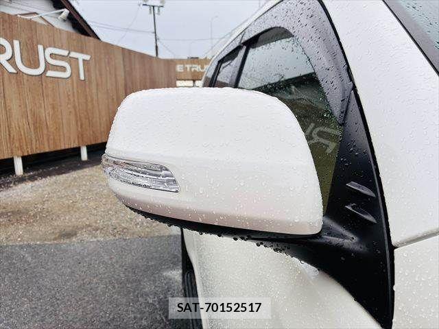Toyota LAND CRUISER PRADO 2017-05 7724859-27