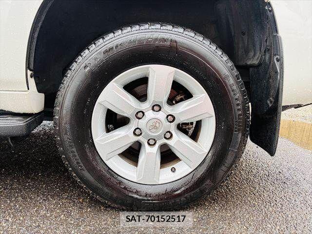 Toyota LAND CRUISER PRADO 2017-05 7724859-29