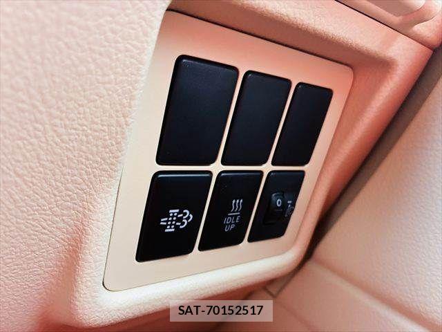 Toyota LAND CRUISER PRADO 2017-05 7724859-7