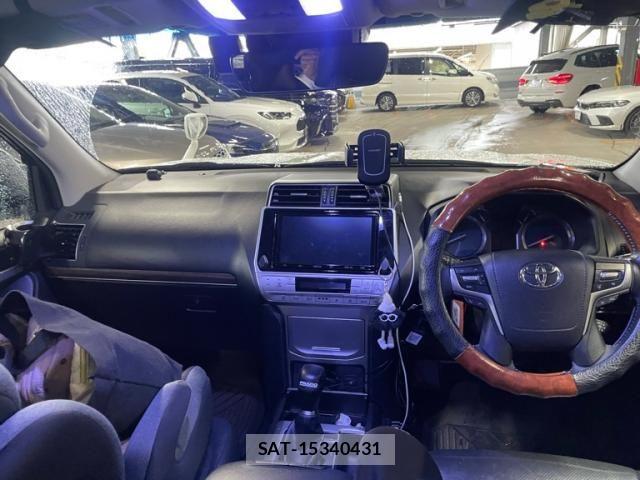 Toyota LAND CRUISER PRADO 2020-08 7724831-13
