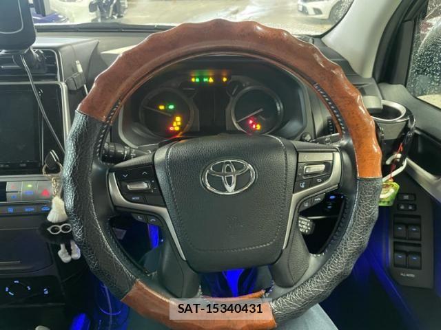 Toyota LAND CRUISER PRADO 2020-08 7724831-17