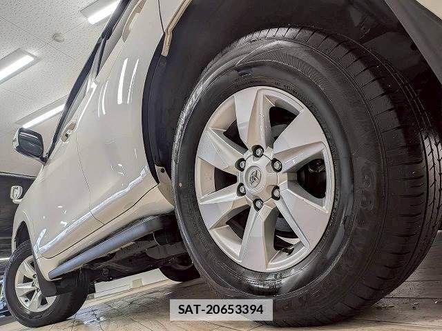 Toyota LAND CRUISER PRADO 2020-03 7724857-18