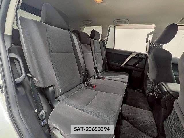 Toyota LAND CRUISER PRADO 2020-03 7724857-5