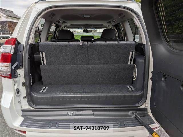 Toyota LAND CRUISER PRADO 2014-09 7724865-12