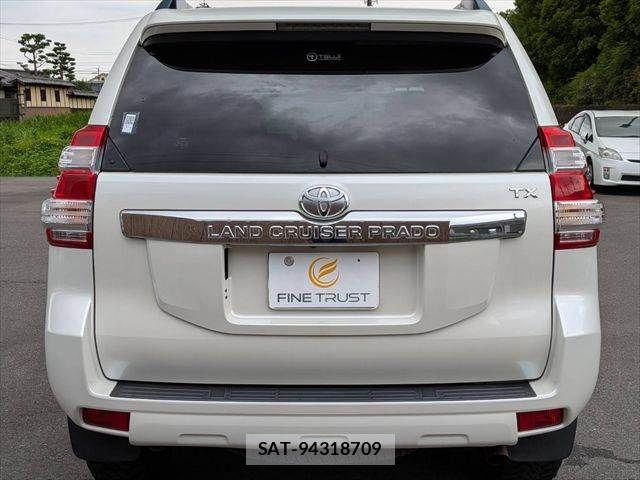 Toyota LAND CRUISER PRADO 2014-09 7724865-21