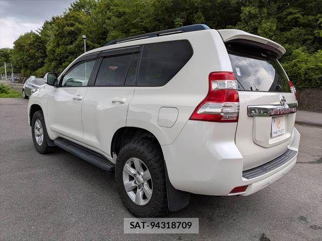 Toyota LAND CRUISER PRADO 2014-09 7724865-22