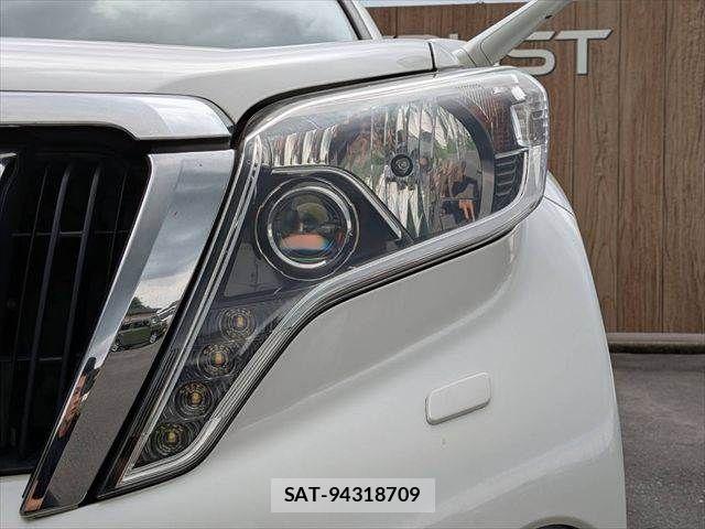 Toyota LAND CRUISER PRADO 2014-09 7724865-24