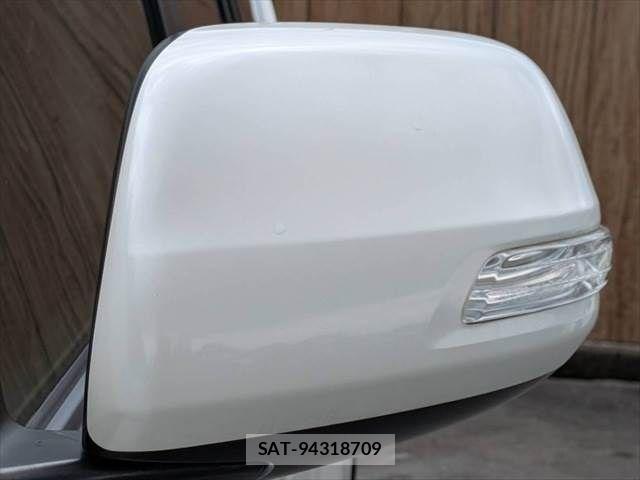 Toyota LAND CRUISER PRADO 2014-09 7724865-28