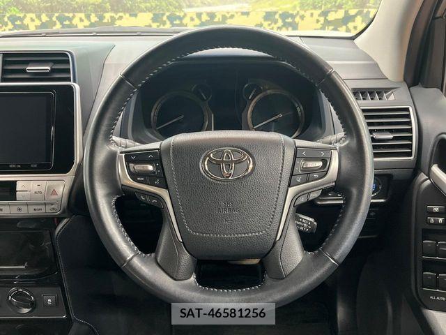 Toyota LAND CRUISER PRADO 2020-11 7724845-10