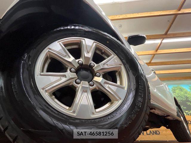 Toyota LAND CRUISER PRADO 2020-11 7724845-12