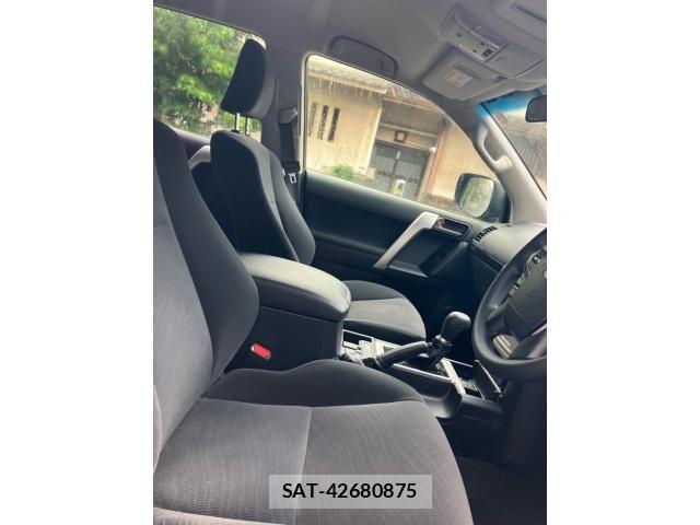Toyota LAND CRUISER PRADO 2018-09 7724854-10