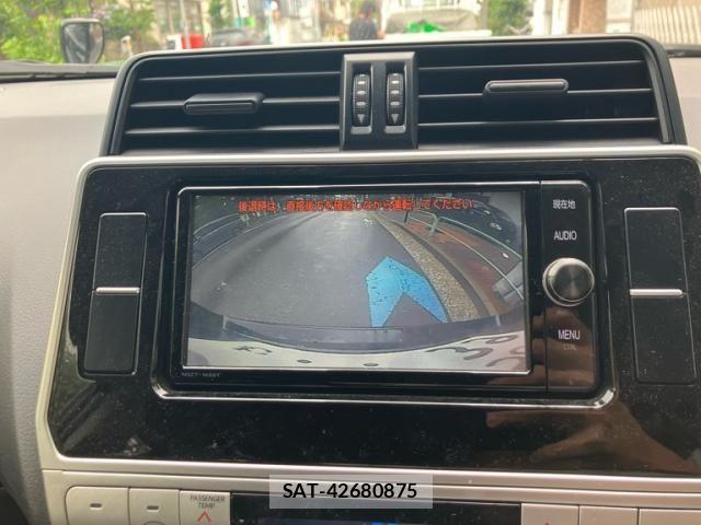 Toyota LAND CRUISER PRADO 2018-09 7724854-20