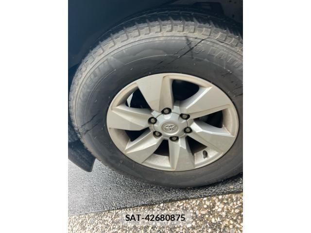 Toyota LAND CRUISER PRADO 2018-09 7724854-6