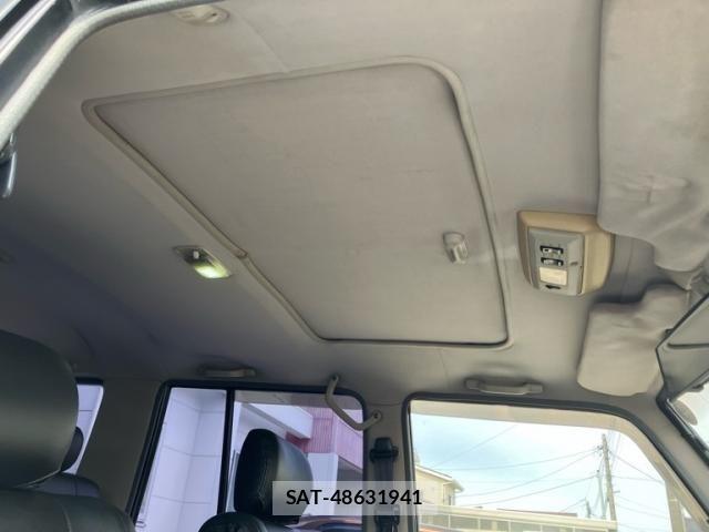 Toyota LAND CRUISER PRADO 1991-05 7724881-18