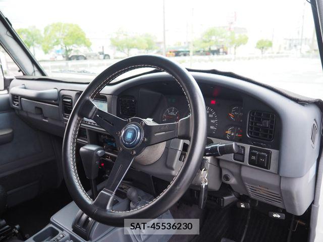 Toyota LAND CRUISER PRADO 1993-11 7724867-1