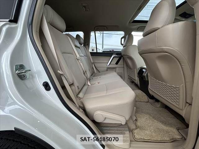 Toyota LAND CRUISER PRADO 2024-01 7724799-18