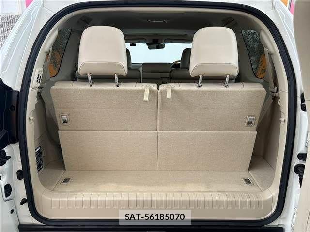 Toyota LAND CRUISER PRADO 2024-01 7724799-23