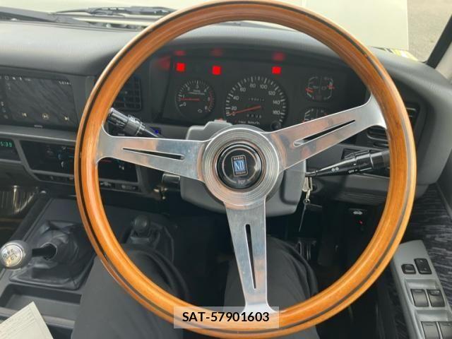 Toyota LAND CRUISER PRADO 1994-09 7724877-23