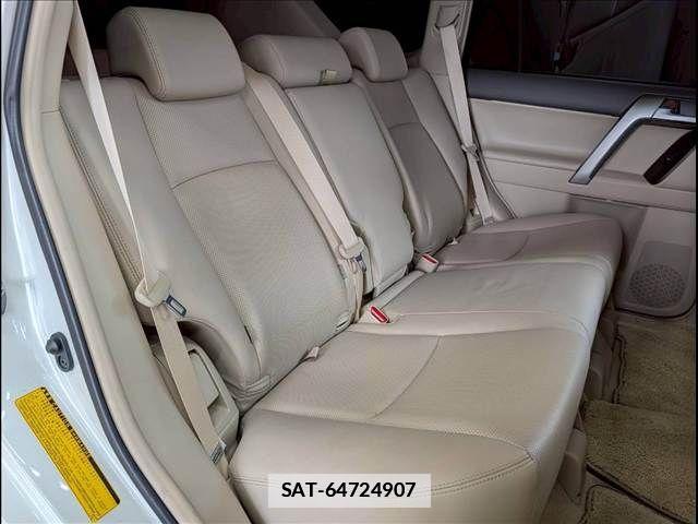 Toyota LAND CRUISER PRADO 2018-08 7786222-5