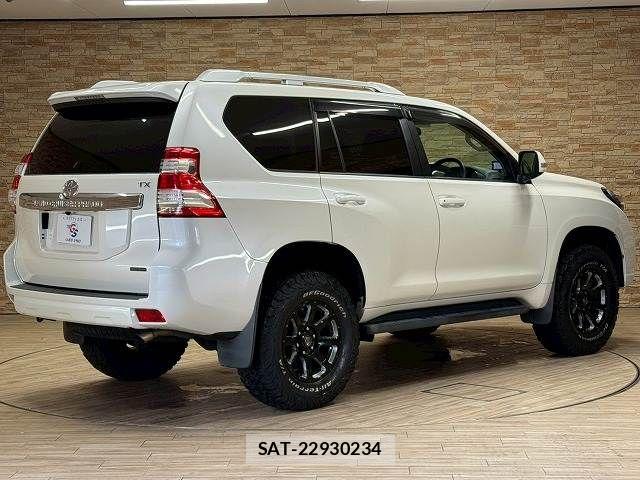 Toyota LAND CRUISER PRADO 2017-03 7786206-15