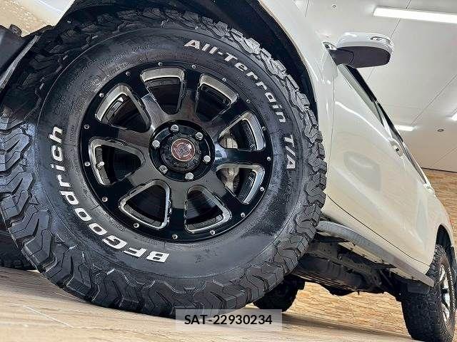 Toyota LAND CRUISER PRADO 2017-03 7786206-18