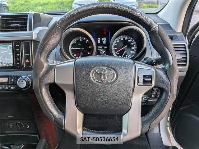 Toyota LAND CRUISER PRADO 2015-11 7786199-13