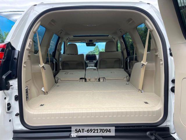 Toyota LAND CRUISER PRADO 2023-02 316596-9
