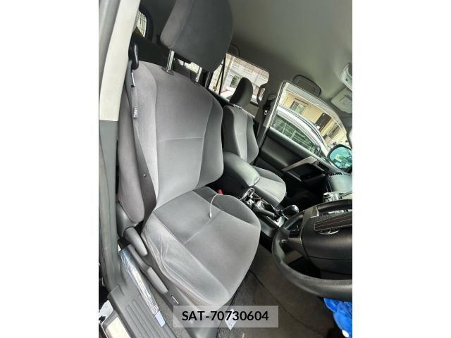 Toyota LAND CRUISER PRADO 2009-11 7877198-16
