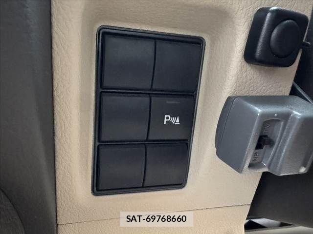 Toyota LAND CRUISER PRADO 2018-04 7877191-25