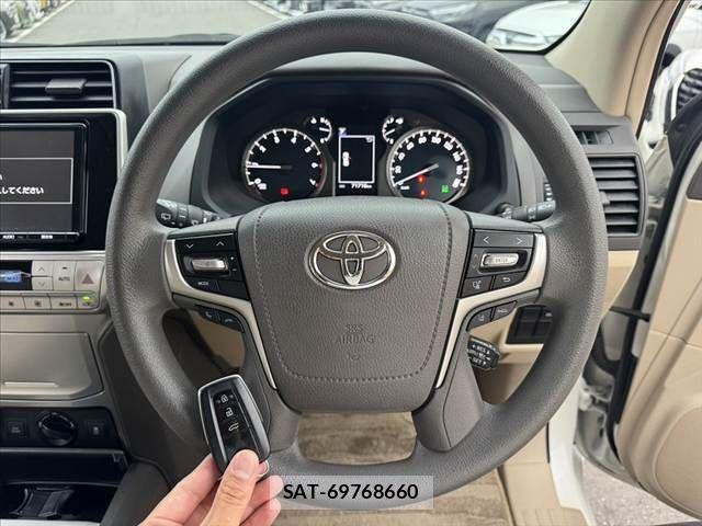 Toyota LAND CRUISER PRADO 2018-04 7877191-6