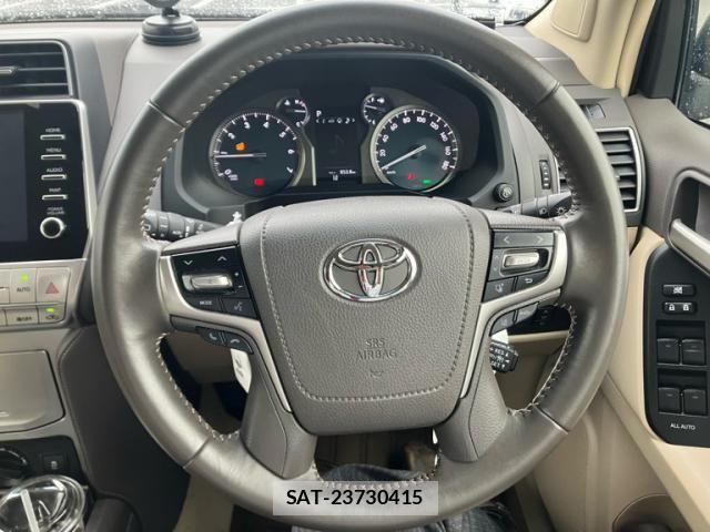 Toyota LAND CRUISER PRADO 2022-08 7877179-17