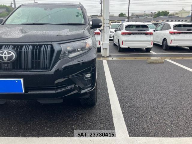 Toyota LAND CRUISER PRADO 2022-08 7877179-1