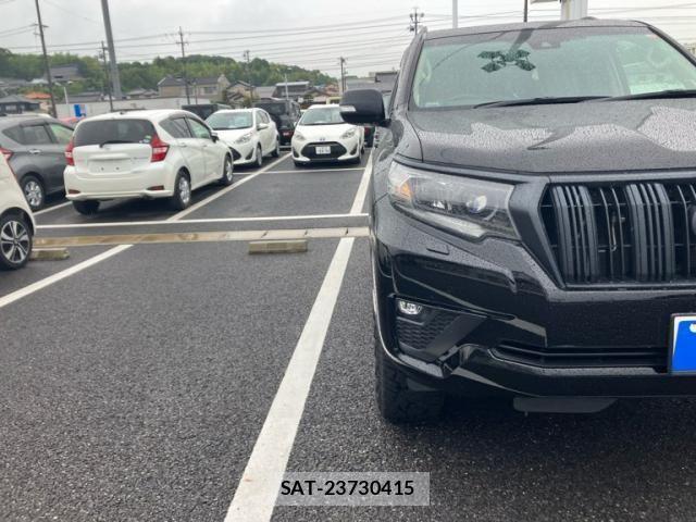 Toyota LAND CRUISER PRADO 2022-08 7877179-2
