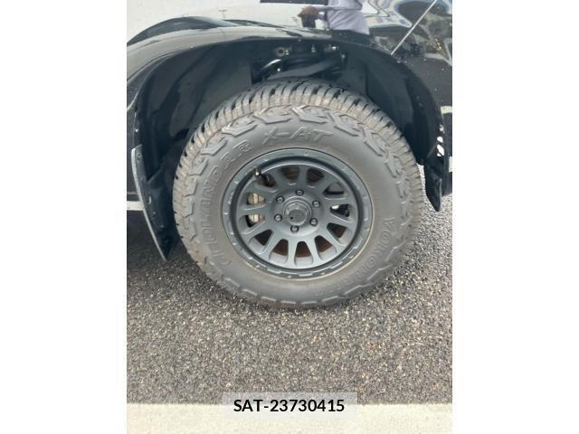 Toyota LAND CRUISER PRADO 2022-08 7877179-6