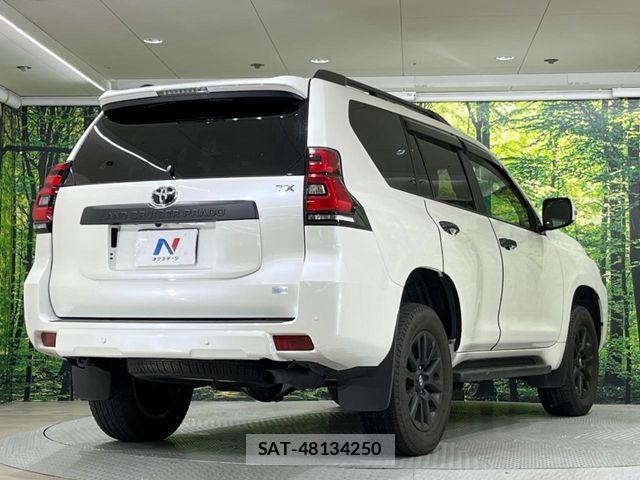 Toyota LAND CRUISER PRADO 2023-02 7877182-17