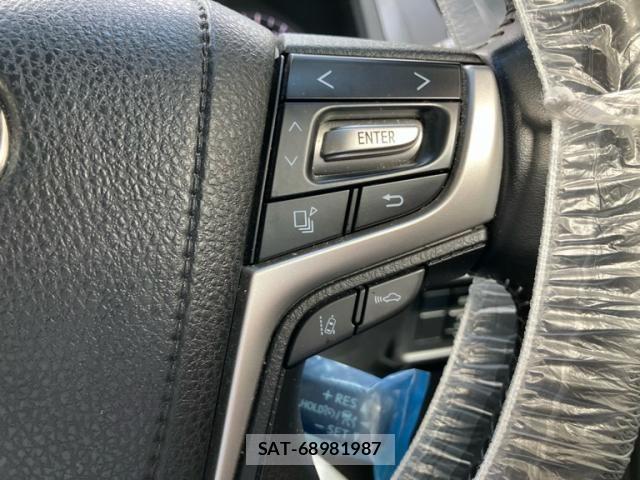 Toyota LAND CRUISER PRADO 2017-11 7877190-15