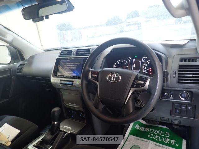 Toyota LAND CRUISER PRADO 2018-03 7877188-1