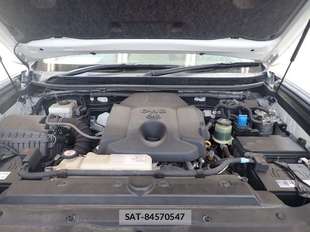 Toyota LAND CRUISER PRADO 2018-03 7877188-25