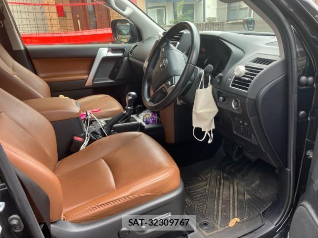 Toyota LAND CRUISER PRADO 2021-07 7902814-11