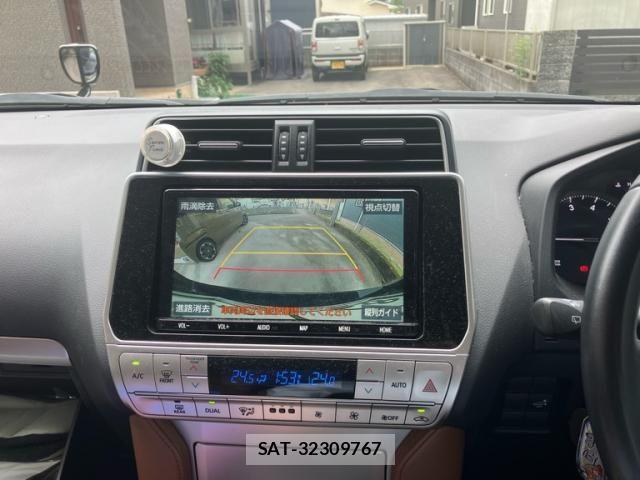 Toyota LAND CRUISER PRADO 2021-07 7902814-23